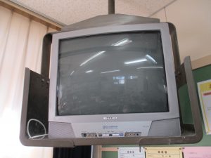 12/6 新しい校内テレビ放送システムを導入しました。 – 氷見市立比美乃江小学校