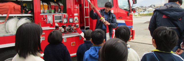 氷見市立比美乃江小学校
