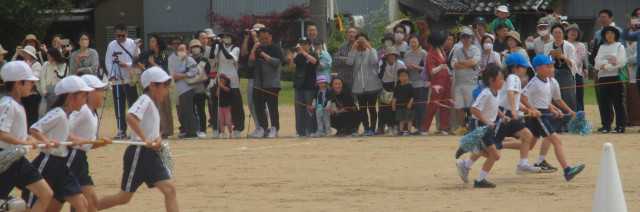氷見市立比美乃江小学校