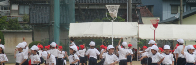氷見市立比美乃江小学校