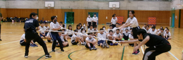 氷見市立比美乃江小学校