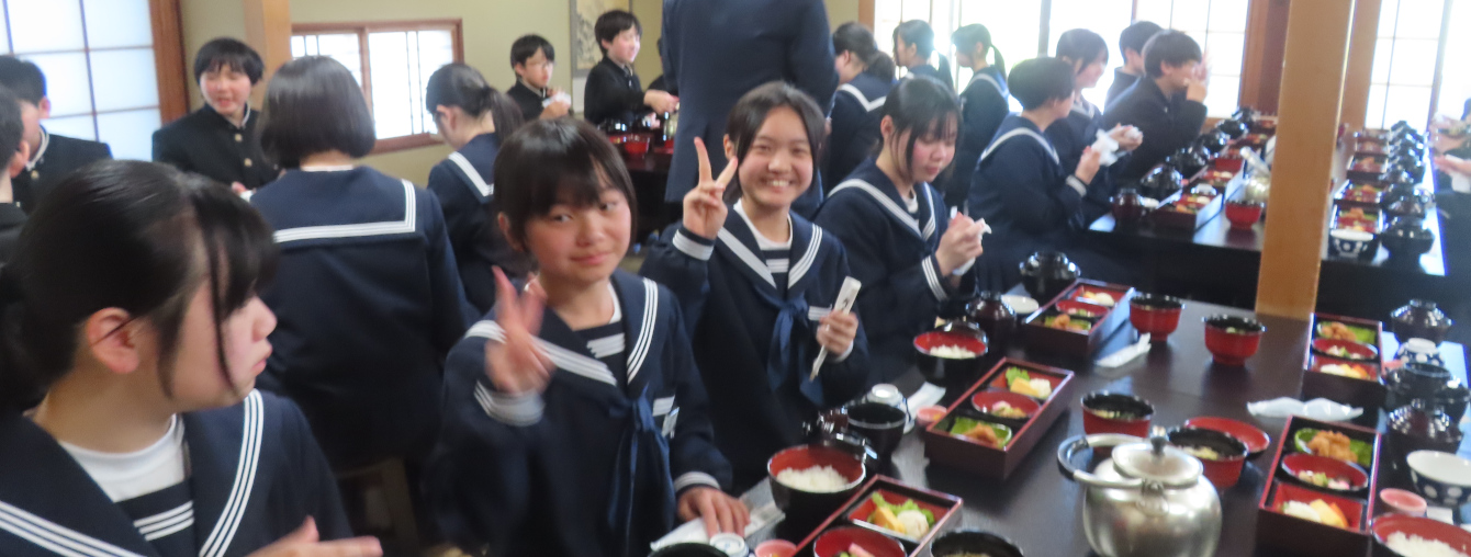 氷見市立北部中学校