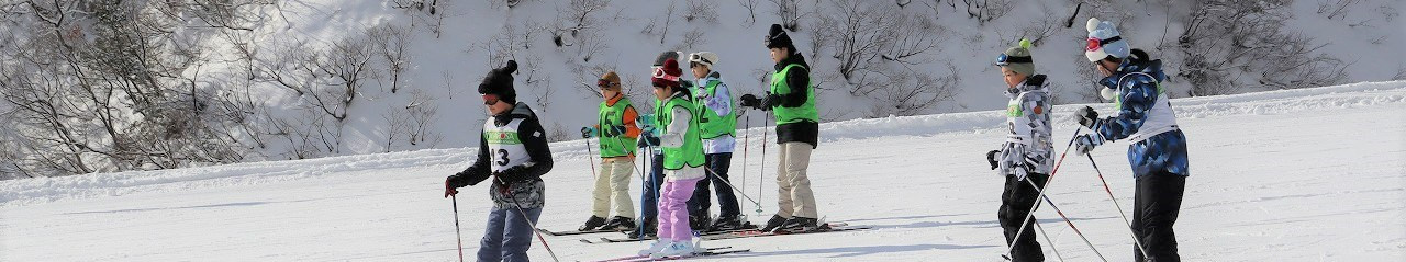 氷見市立十二町小学校
