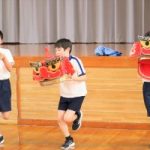 地域の先生に学ぶクラブ活動