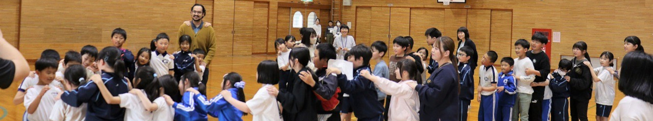 氷見市立十二町小学校