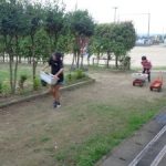 中庭で