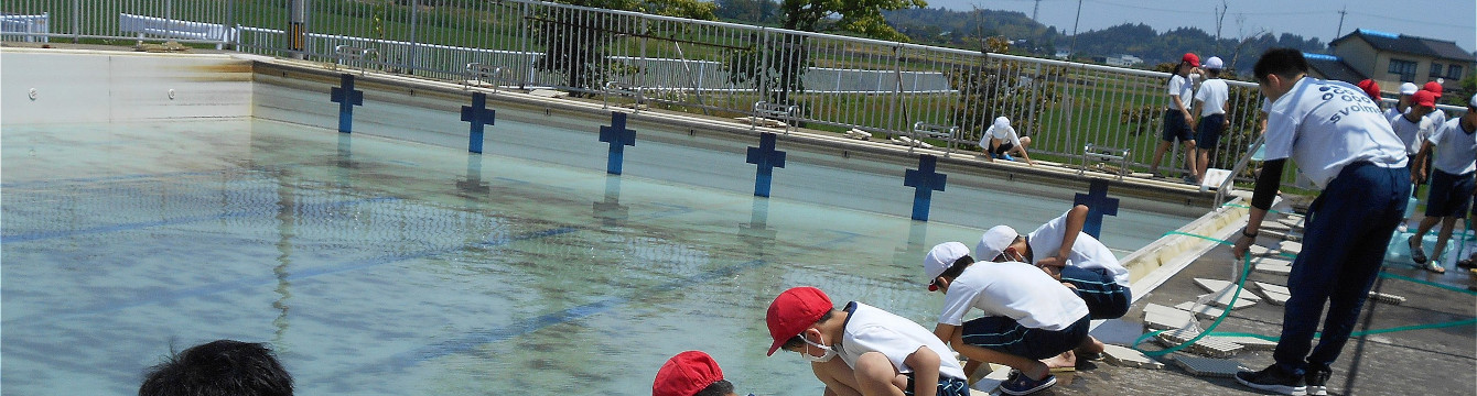 氷見市立湖南小学校