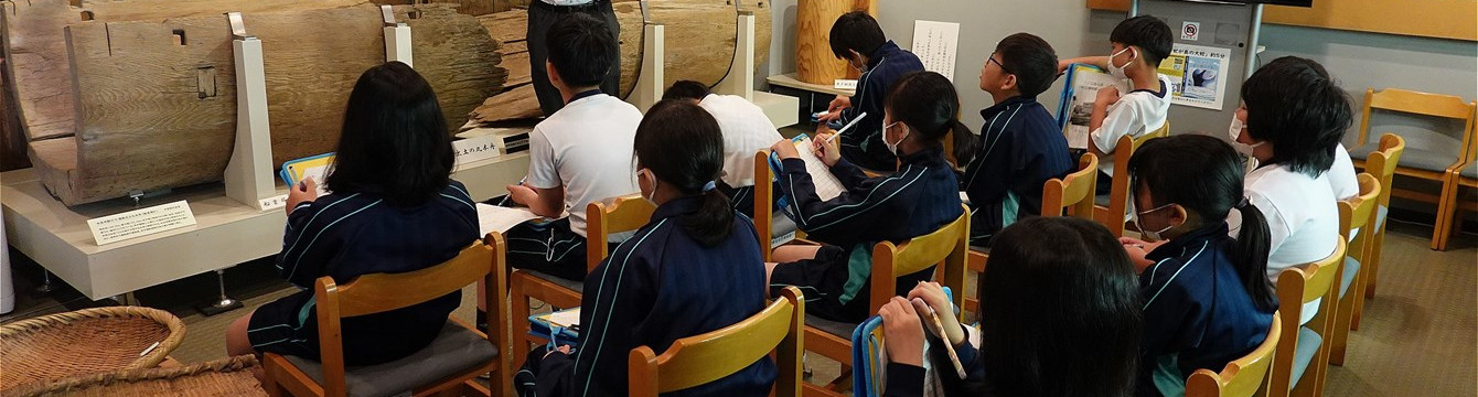 氷見市立湖南小学校