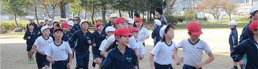 氷見市立湖南小学校