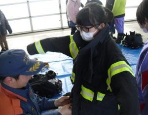 消防署見学（３年２組）