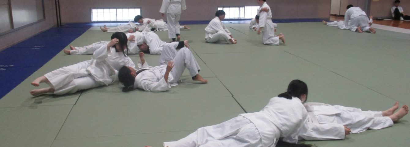 氷見市立西の杜学園