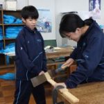 1年1組　技術(身の周りを整頓する物を作ろう)